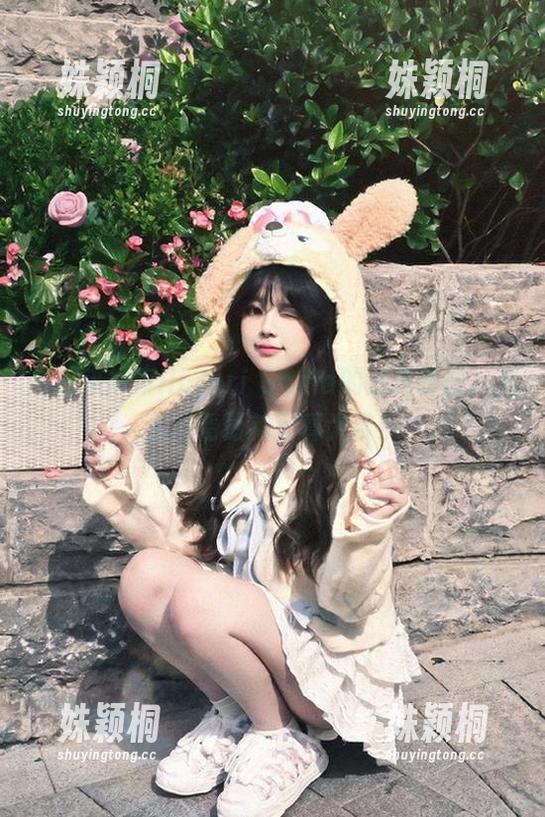 Hatori Sama 一起来探索Hatori Sama的油亮图册,免费观看最新写真大赏!